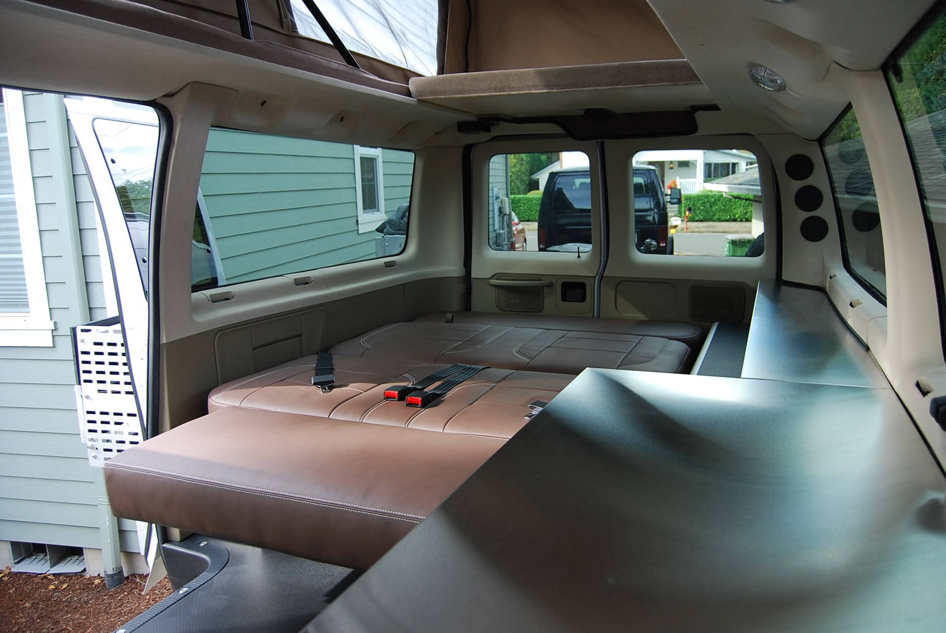 4×4 Van Conversions and Expedition Build Outs